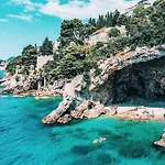 Antonela Apartman *