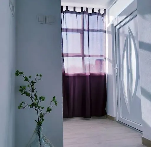 Apartment Antonela Komin (Dubrovnik-Neretva)